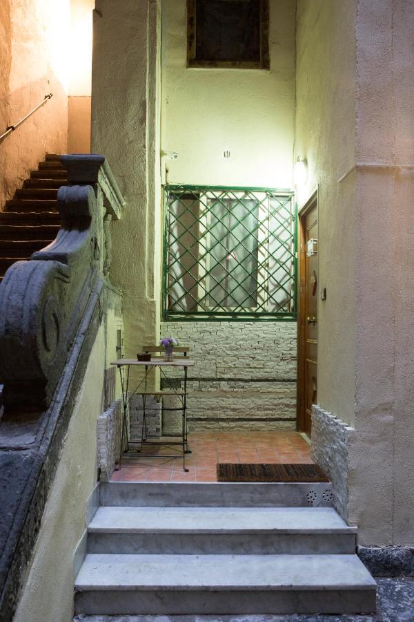 Gradoni Chiaia Holiday Homes Naples Extérieur photo